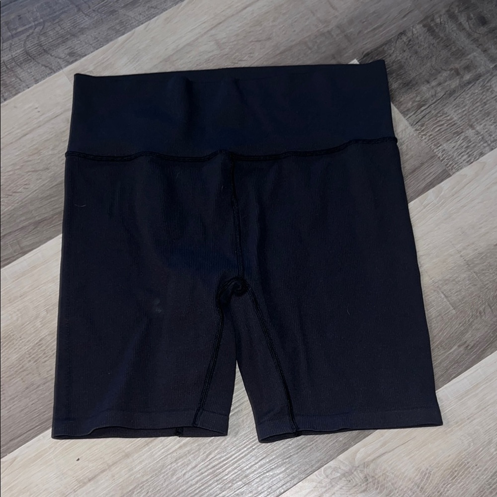 DSG Black Bike Shorts Stretchy Mid-Thigh